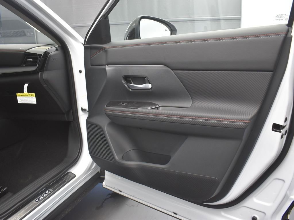 New 2026 Nissan Kicks SR w/ Illumination Package image 26