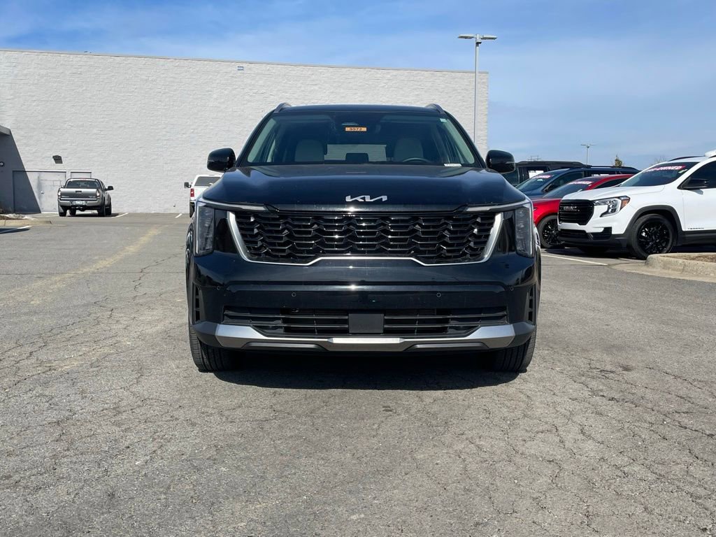 New 2025 Kia Sorento S image 2