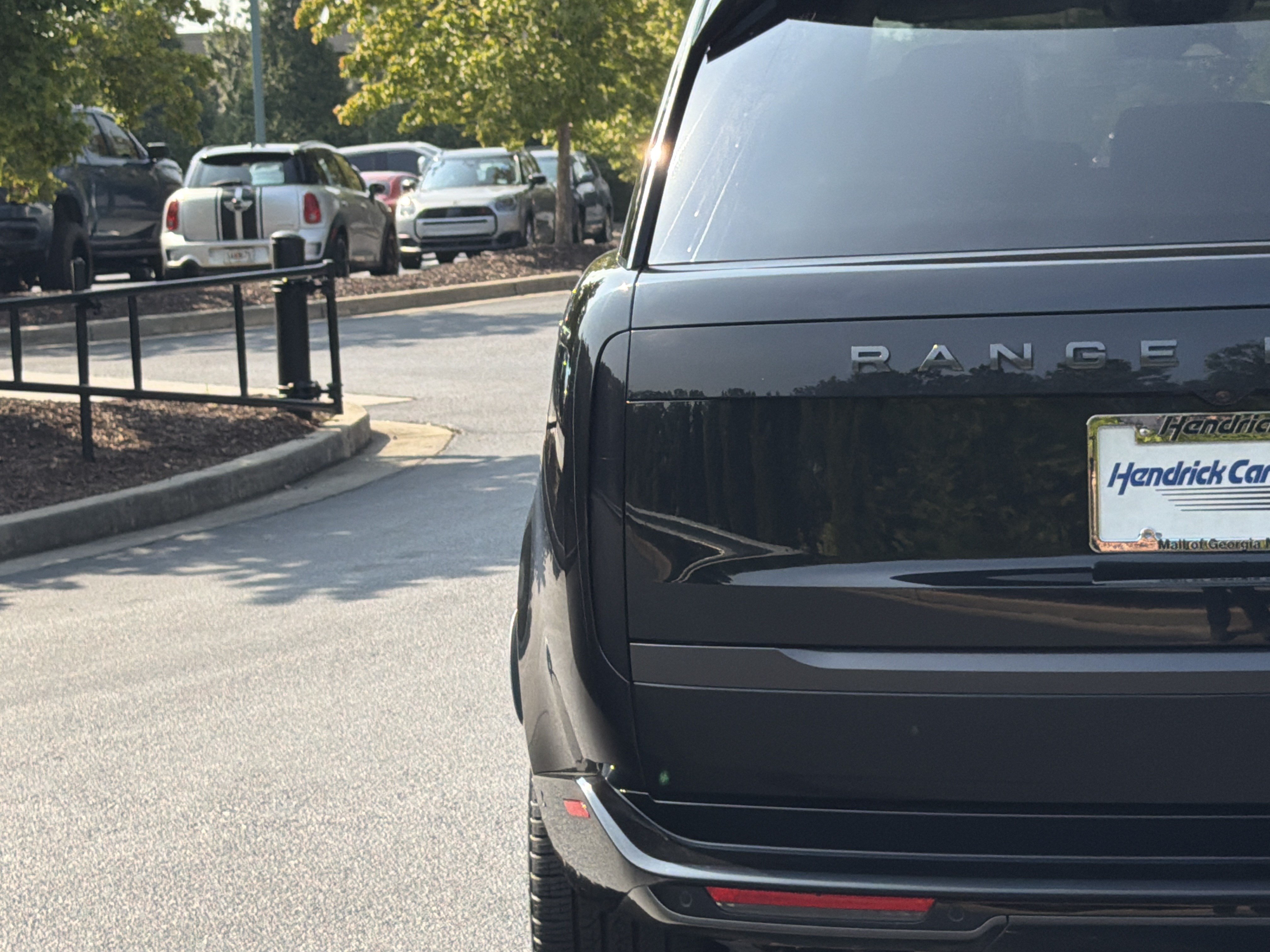 Used 2023 Land Rover Range Rover Long Wheelbase First Edition AWD/4WD image 22