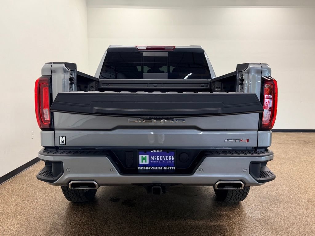 Used 2026 GMC Sierra 1500 AT4 w/ AT4 Preferred Package AWD/4WD image 5