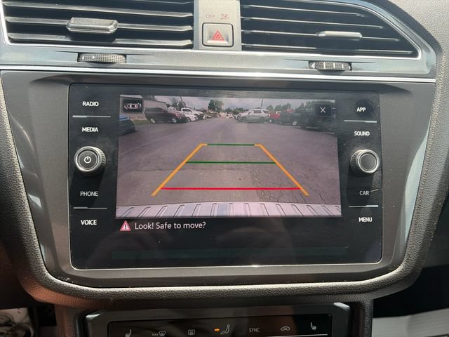 Used 2023 Volkswagen Tiguan SE AWD/4WD image 19