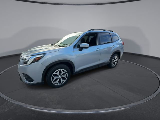 Used 2024 Subaru Forester Premium AWD/4WD image 4