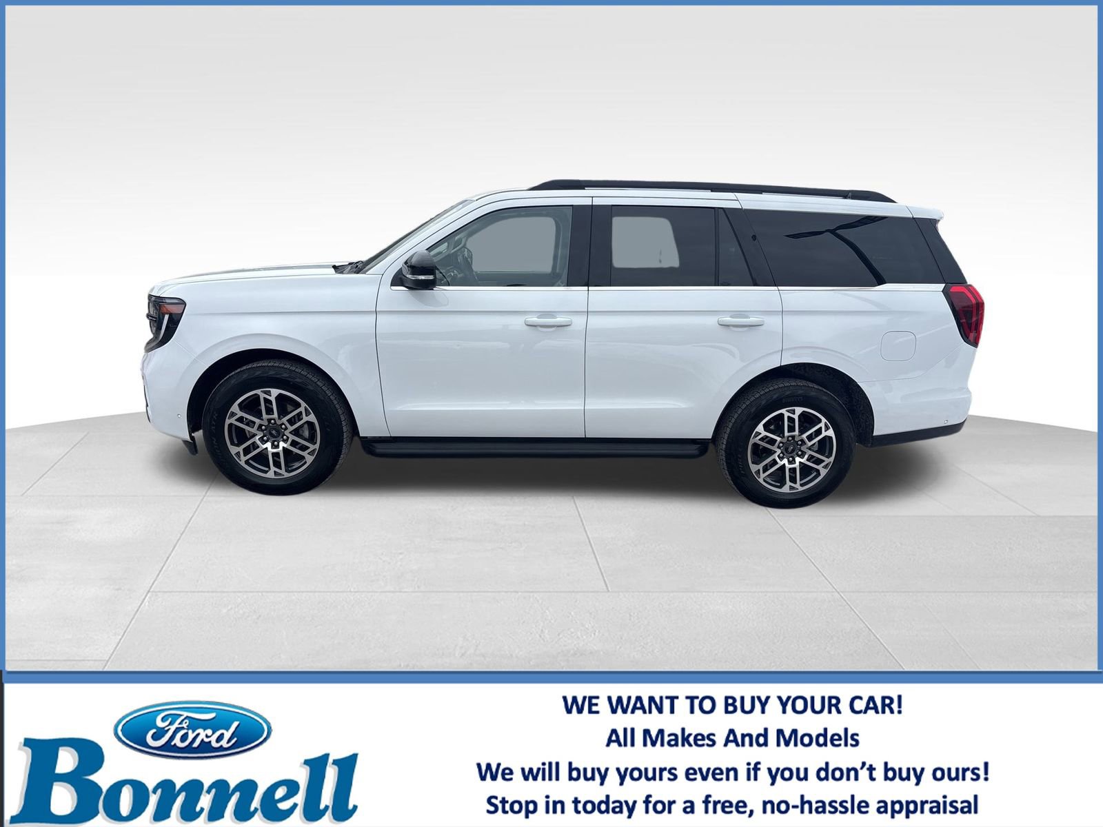 Used 2025 Ford Expedition Active image 3