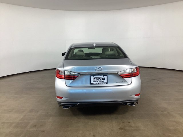 Used 2017 Lexus ES 350 w/ Luxury Package FWD image 6