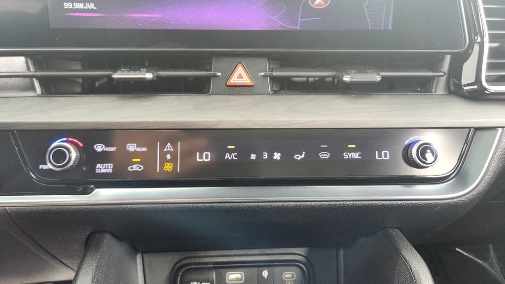 Used 2023 Kia Sportage X-Pro AWD/4WD image 28