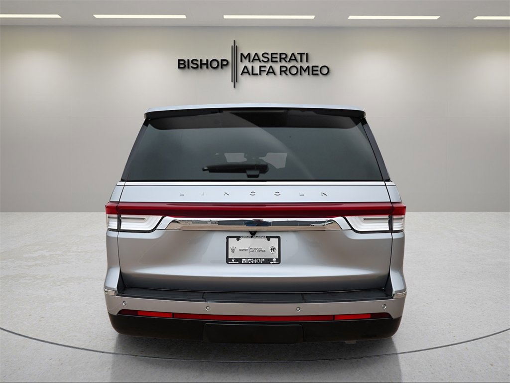Used 2023 Lincoln Navigator Reserve image 6