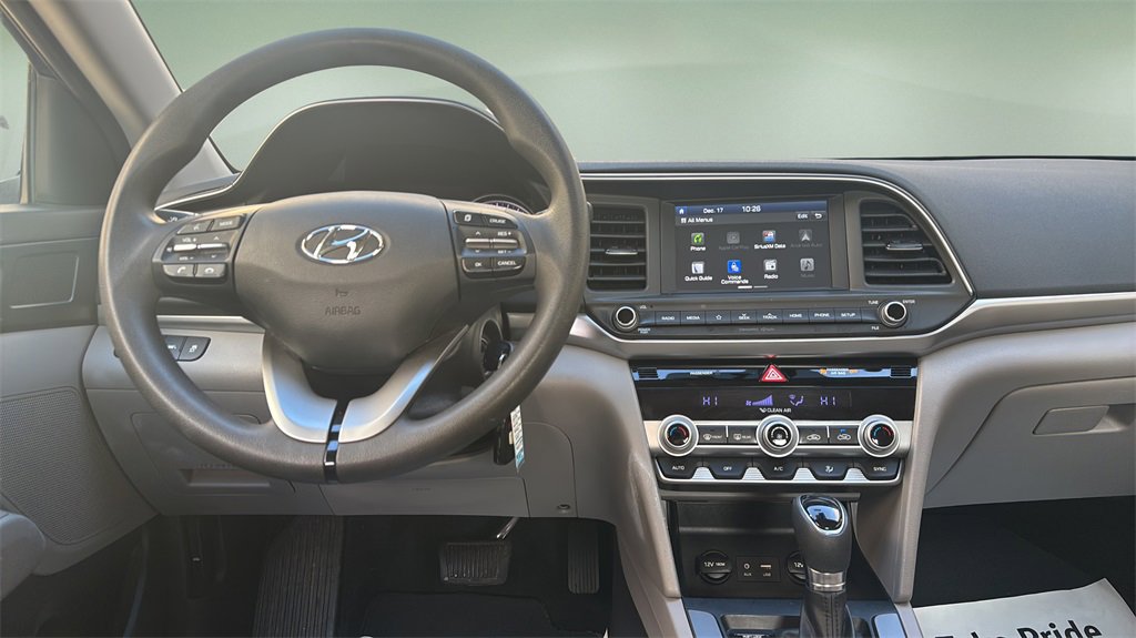 Used 2020 Hyundai Elantra SEL image 13