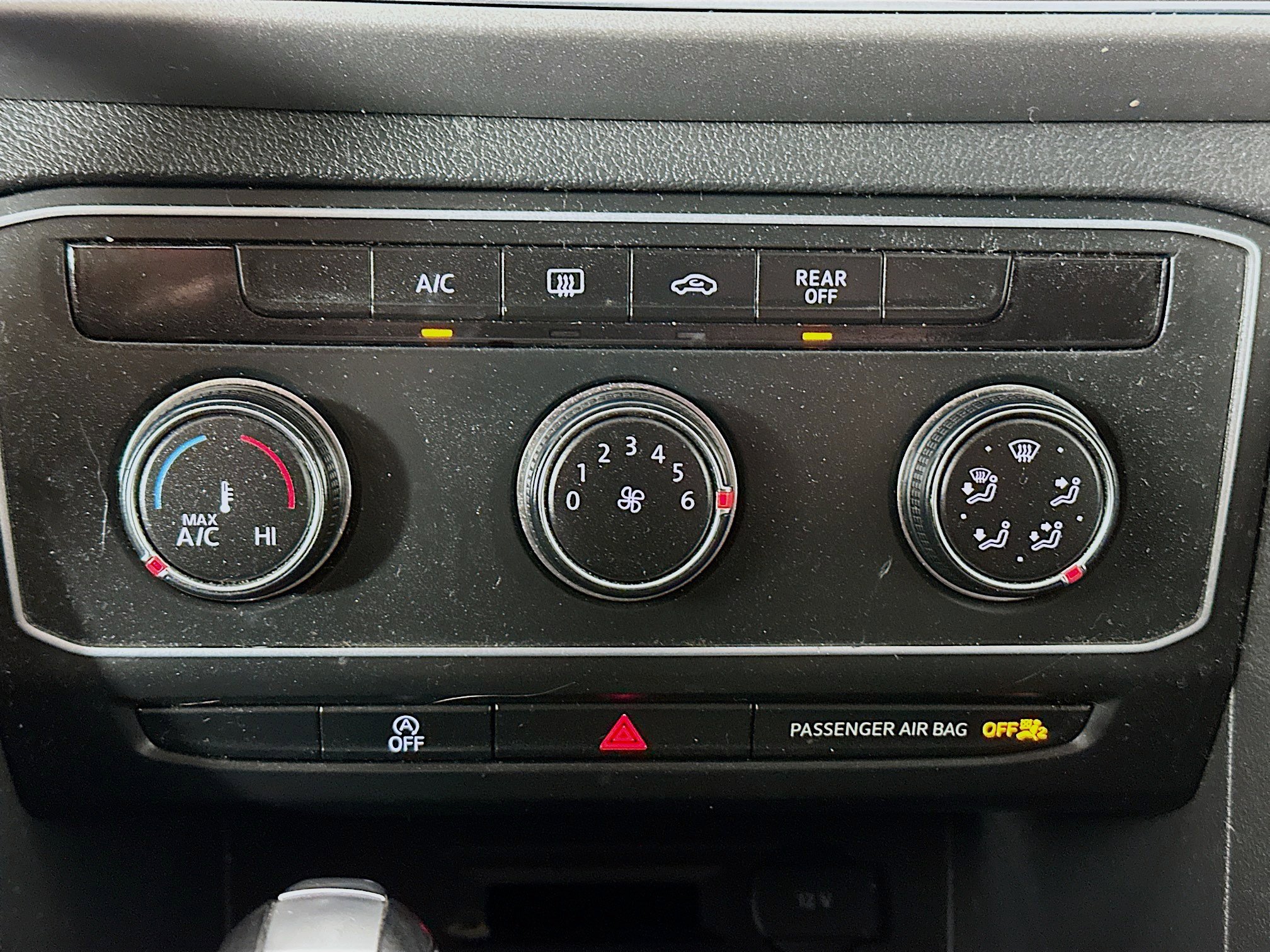 Used 2019 Volkswagen Atlas S w/ Towing Package image 23