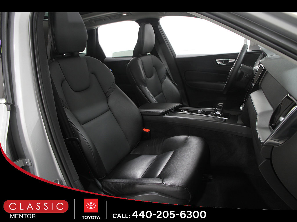 Used 2023 Volvo XC60 T8 Core w/ Climate Package AWD/4WD image 16