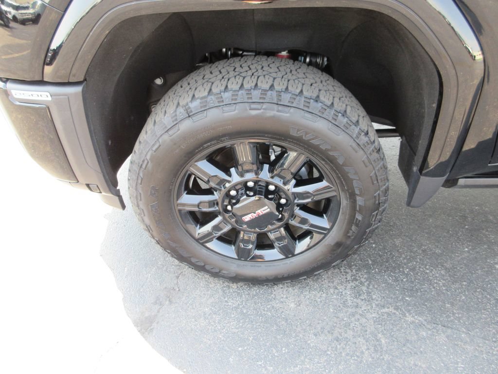 Certified 2025 GMC Sierra 2500 AT4 w/ AT4 Premium Plus Package AWD/4WD image 15
