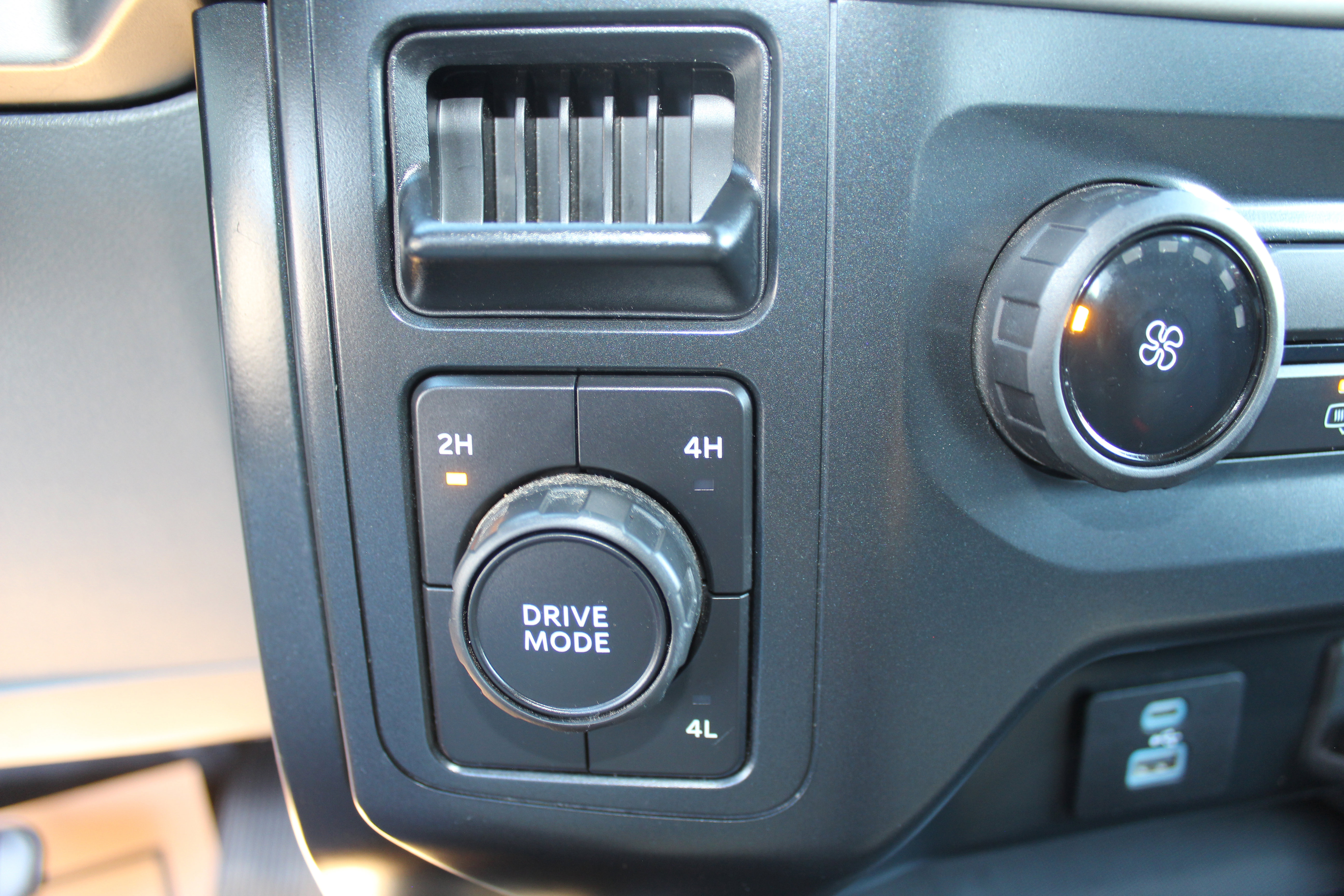 Used 2022 Ford F150 XL image 36