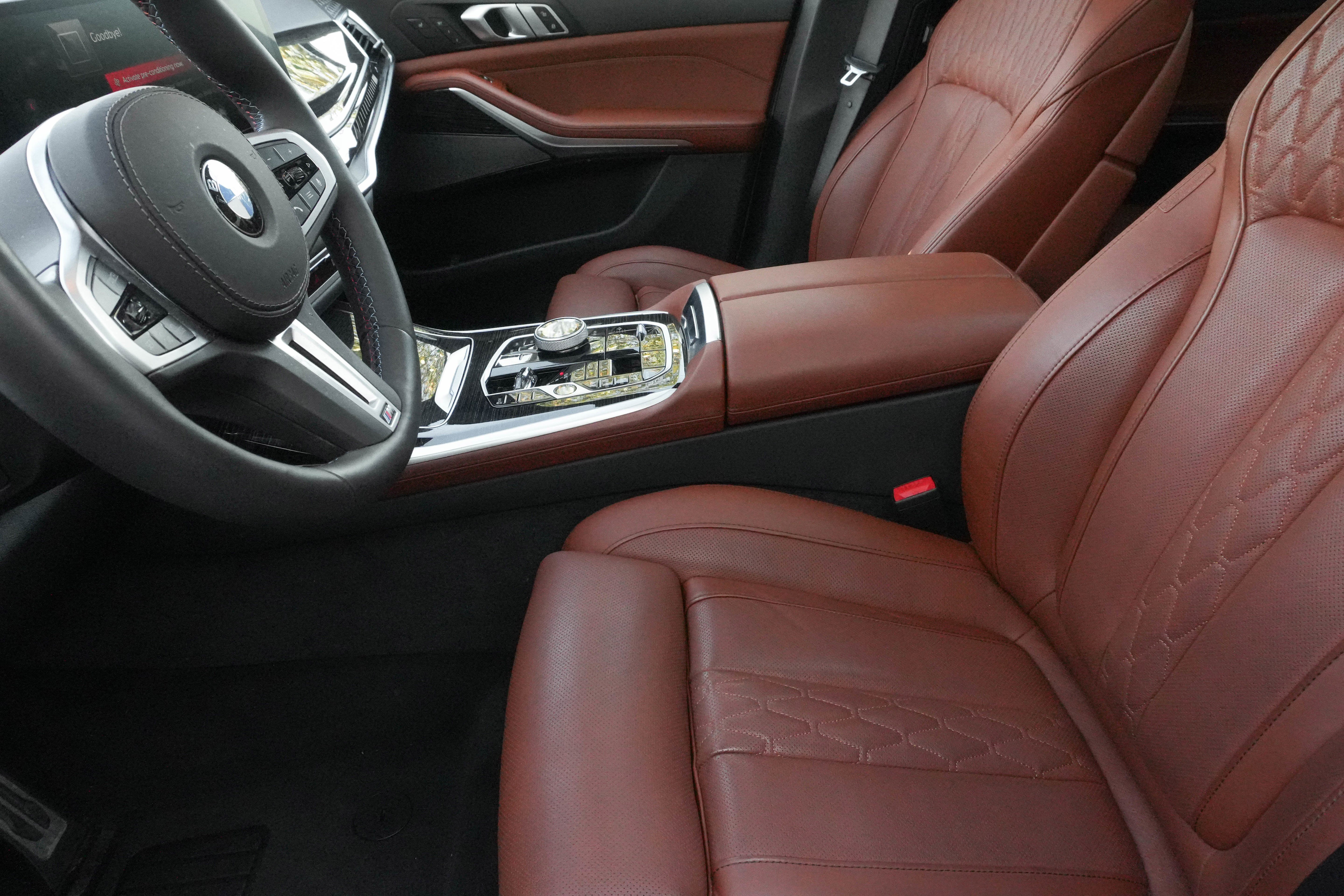 Certified 2026 BMW X7 M60i AWD/4WD image 11