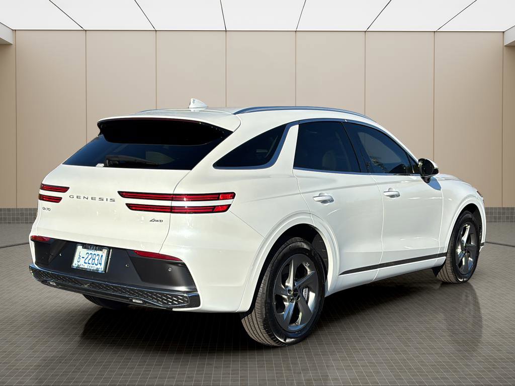 Used 2026 Genesis GV70 2.5T image 5