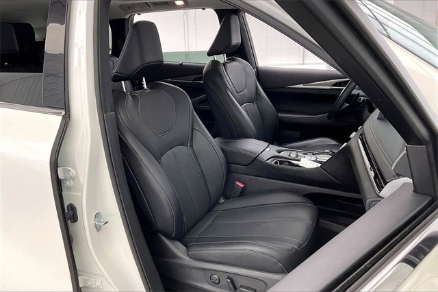 Used 2023 INFINITI QX60 Luxe image 7