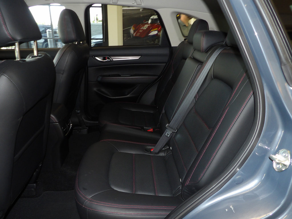 Certified 2025 MAZDA CX-5 Carbon Edition AWD/4WD image 23