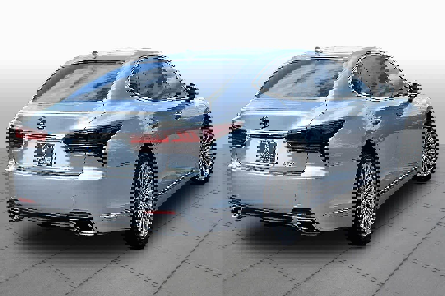 Used 2024 Lexus LS 500 RWD image 12