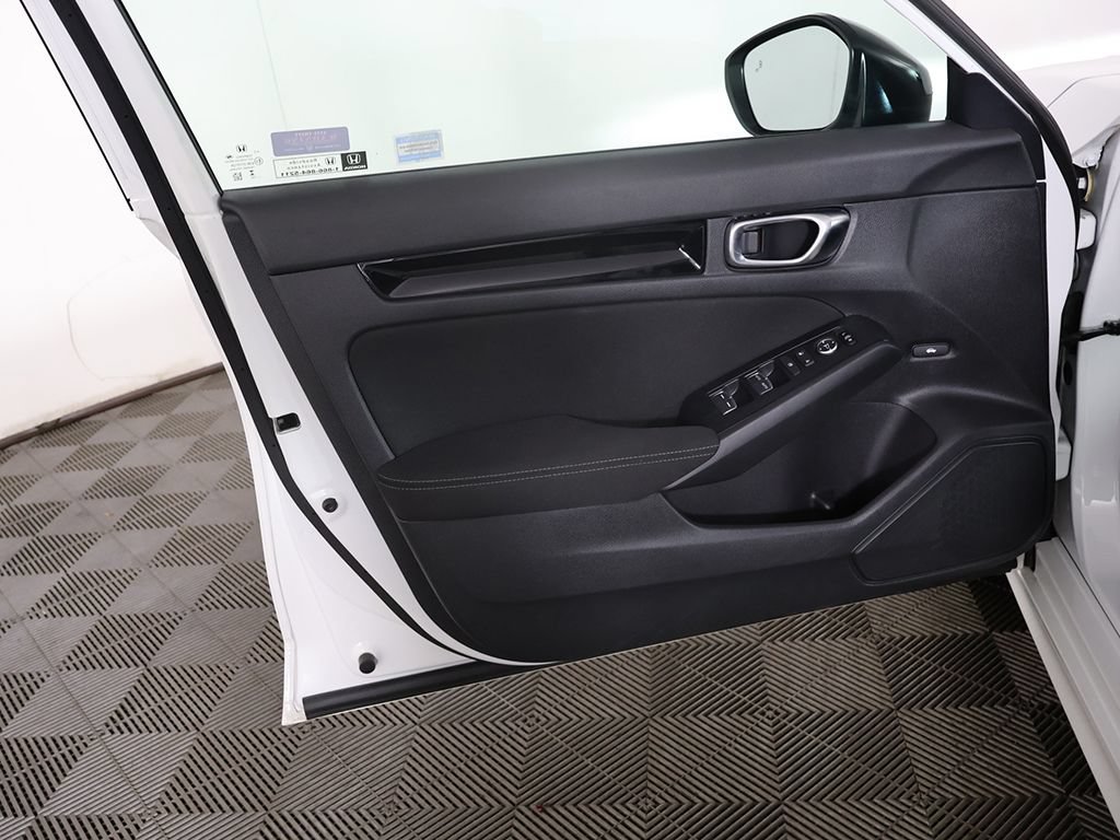 Used 2025 Honda Civic Sport image 23