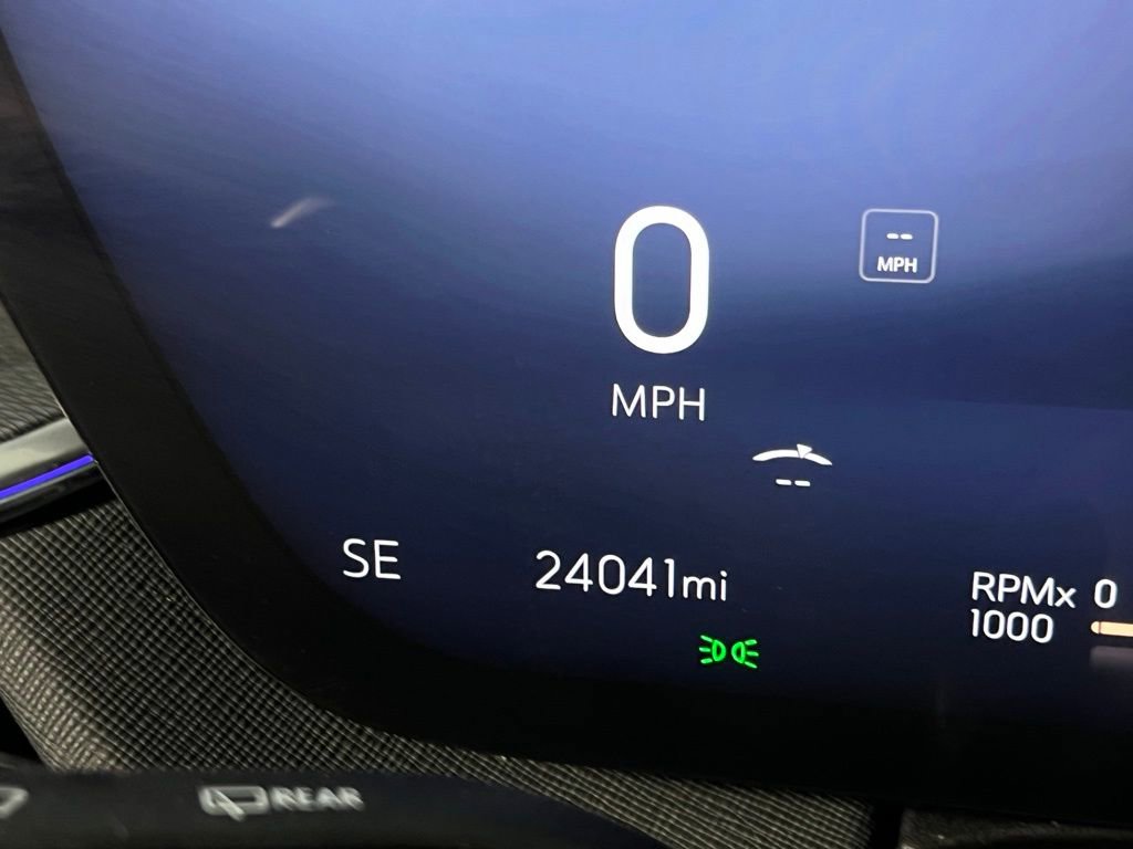 Used 2025 Buick Enclave Sport Touring image 23