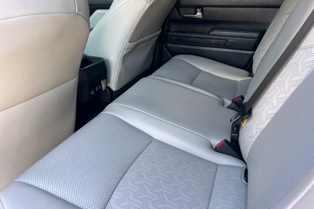 Certified 2025 Toyota Tacoma Limited AWD/4WD image 15