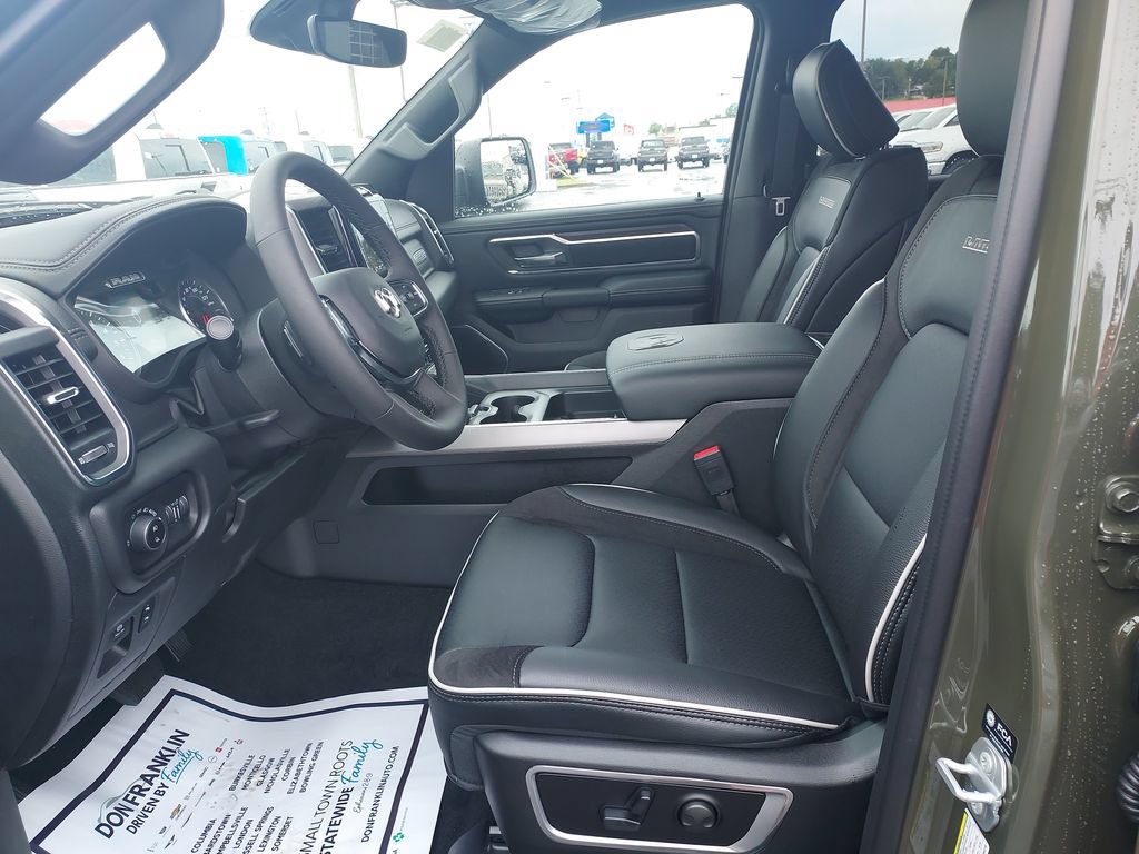 New 2027 RAM 1500 Laramie w/ Night Edition AWD/4WD image 13