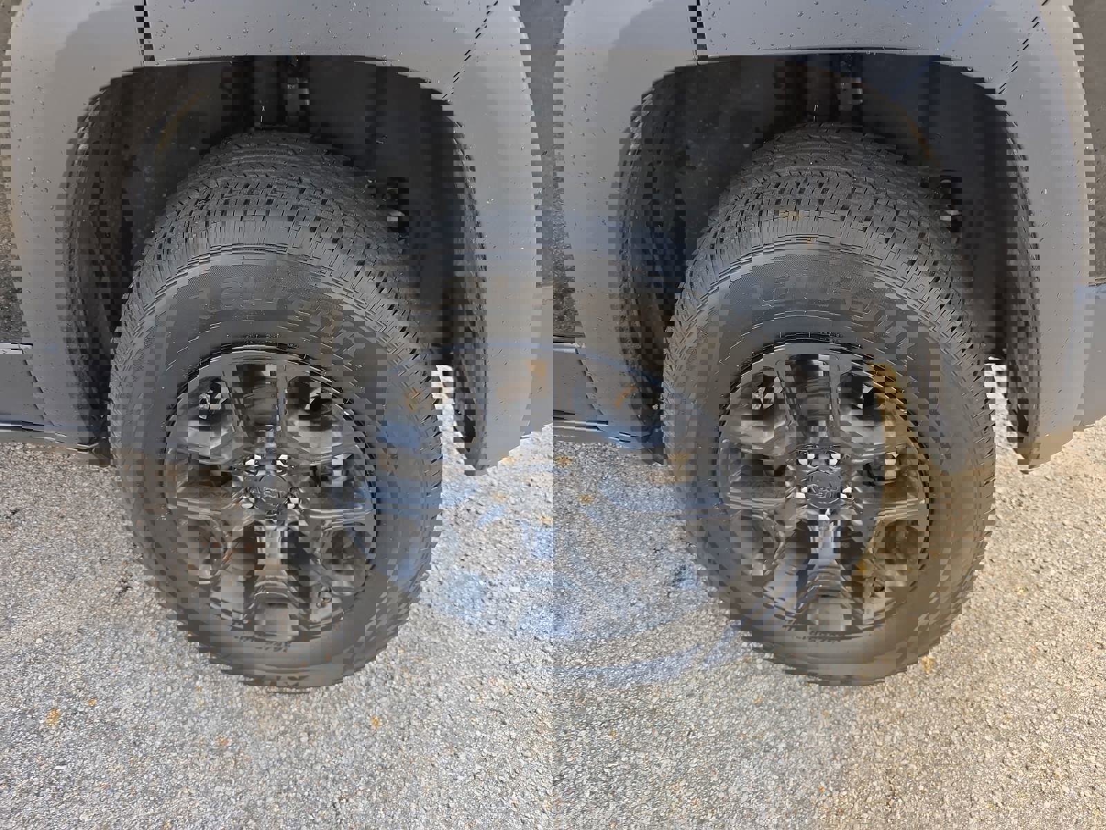 Used 2020 Jeep Cherokee Trailhawk w/ Cold Weather Group image 35