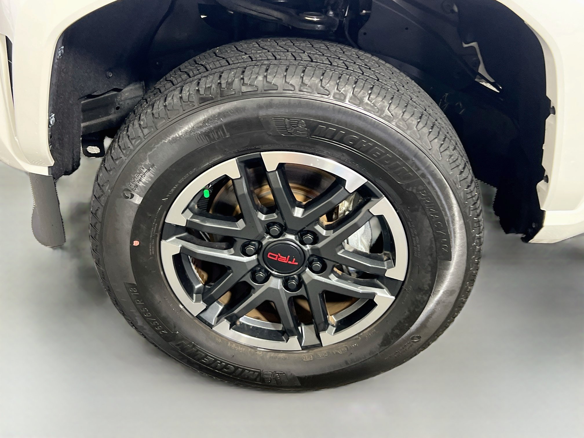 Used 2024 Toyota Tacoma TRD Sport AWD/4WD image 13