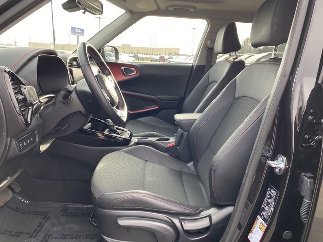 Certified 2023 Kia Soul GT-Line image 4