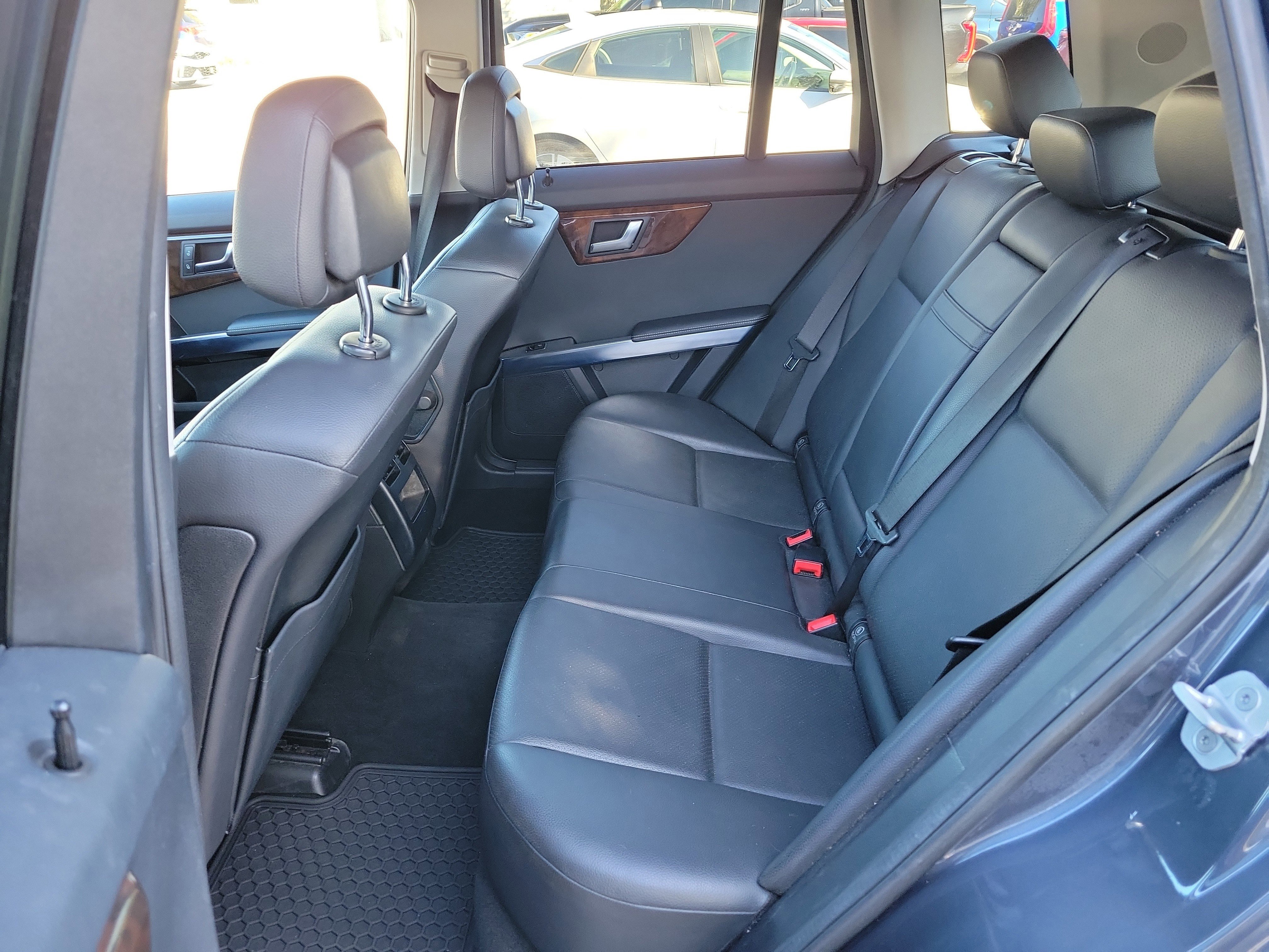 Used 2013 Mercedes-Benz GLK 350 4MATIC image 15