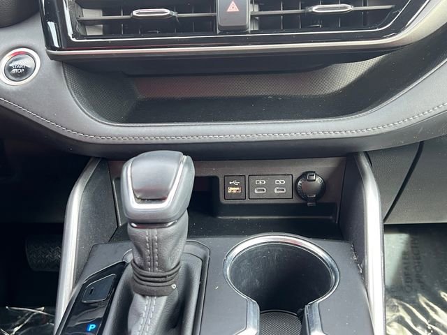 Certified 2025 Toyota Highlander LE image 24