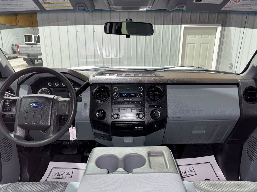 Used 2014 Ford F250 XL w/ Power Equipment Group AWD/4WD image 17