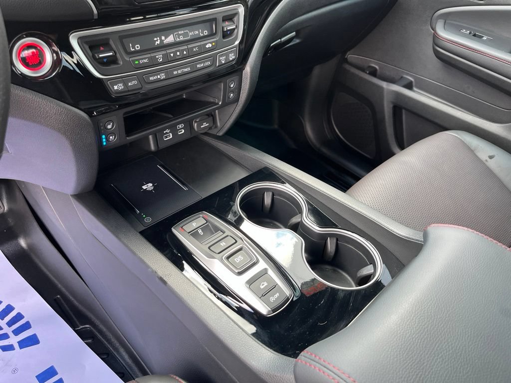 Used 2025 Honda Ridgeline Black Edition image 14