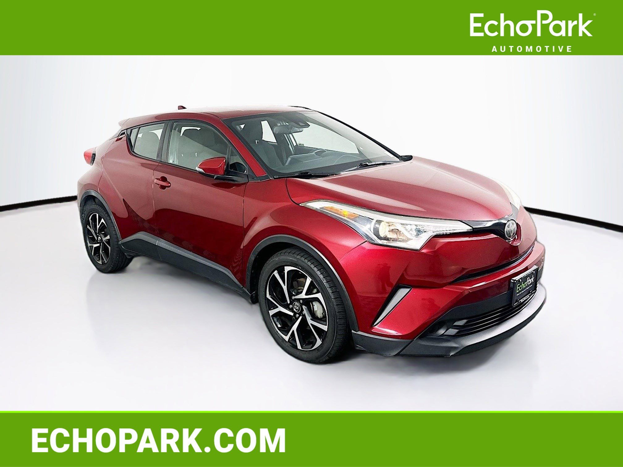 Used 2018 Toyota C-HR XLE FWD image 1