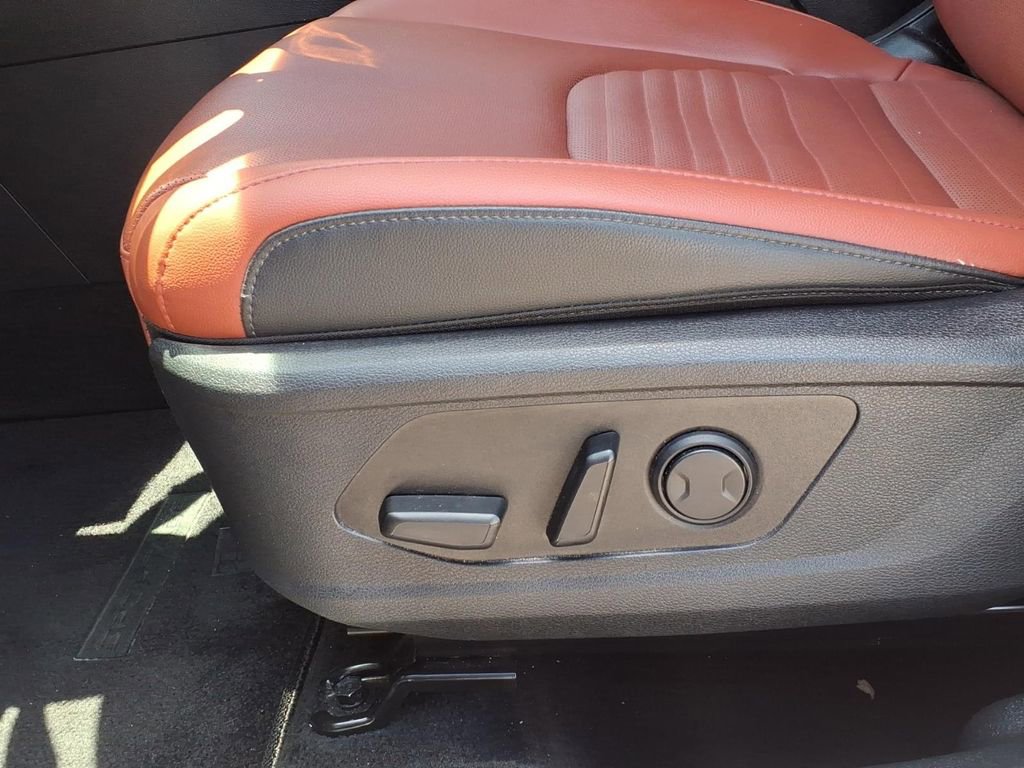 Used 2023 Kia Sportage SX FWD image 27