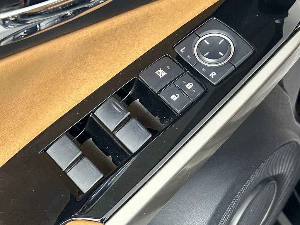 Used 2016 Lexus IS 300 AWD w/ Premium Package image 36