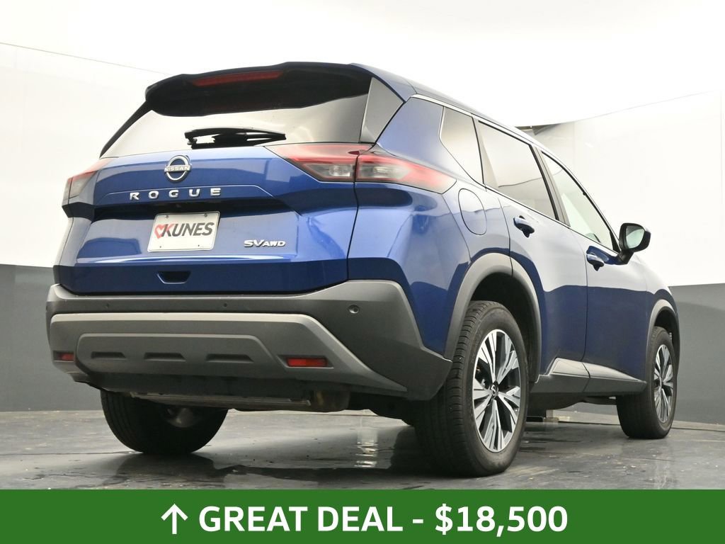 Used 2023 Nissan Rogue SV image 45