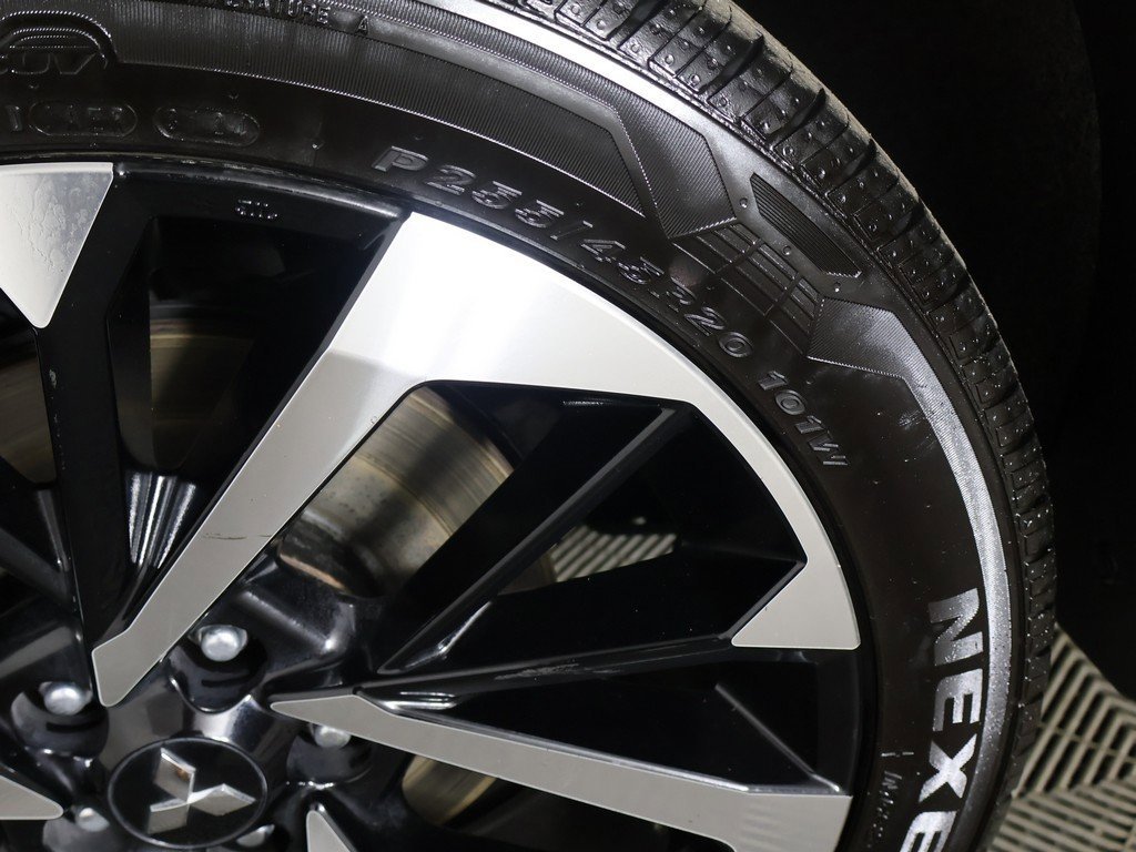 Used 2024 Mitsubishi Outlander SE image 21