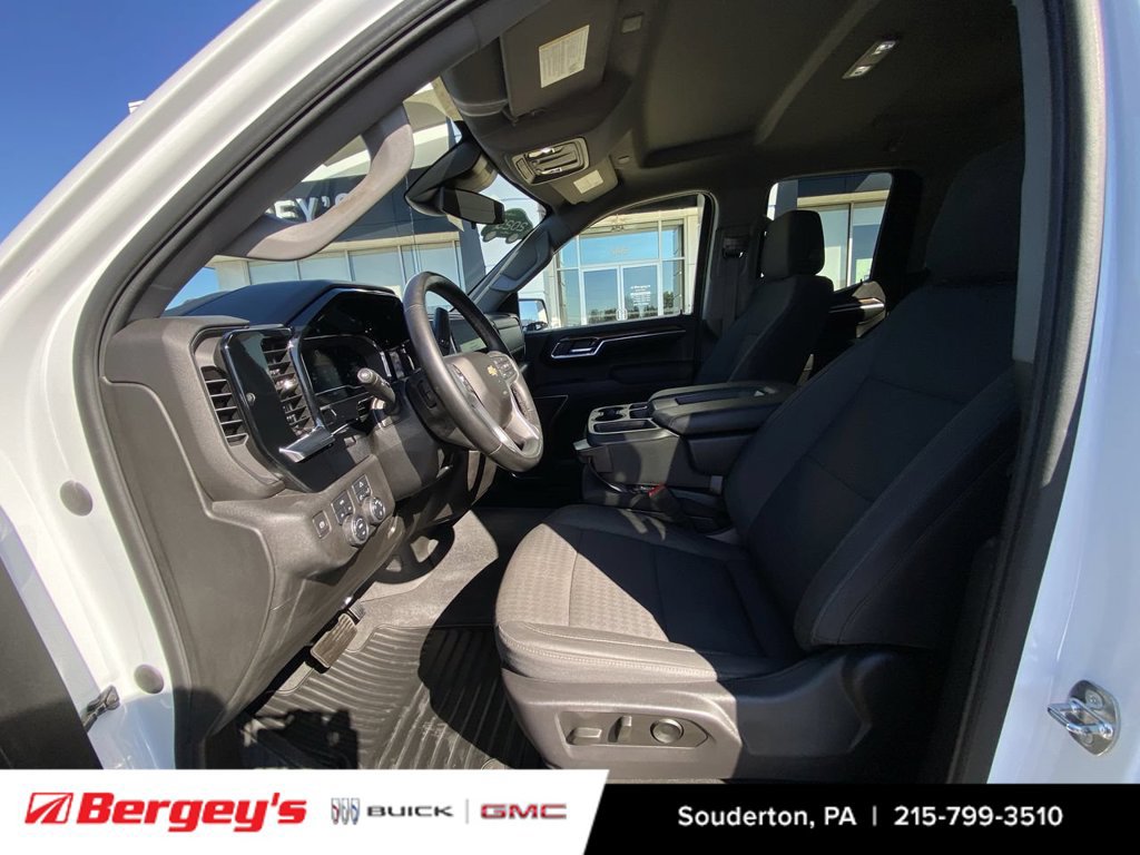 Certified 2023 Chevrolet Silverado 1500 LT AWD/4WD image 23