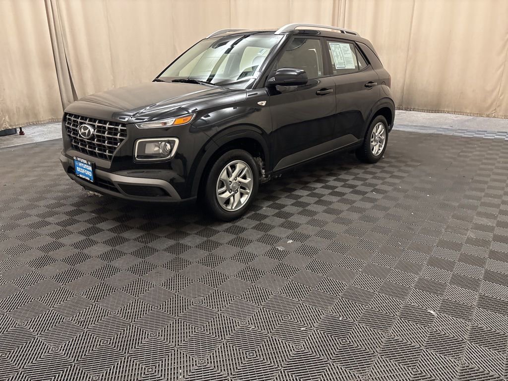 Used 2020 Hyundai Venue SEL image 1