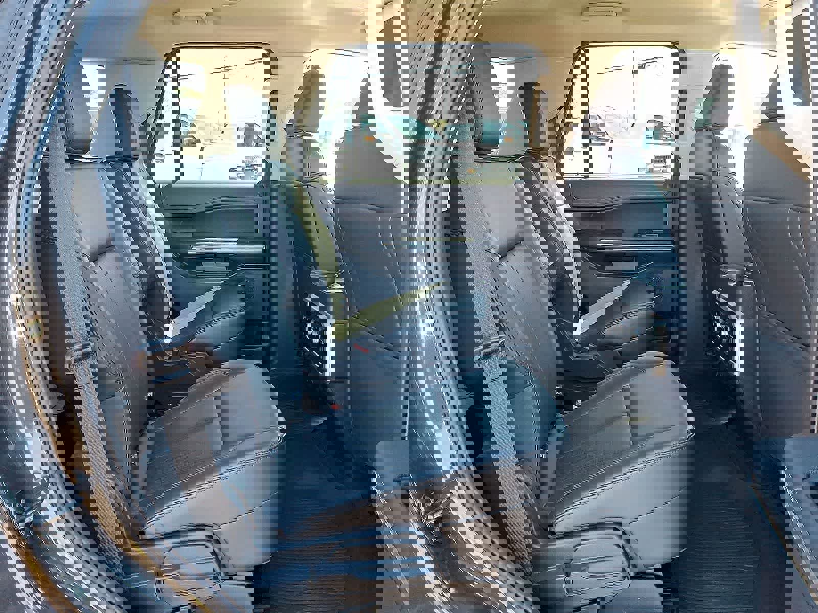 Used 2023 Ford Expedition XLT image 32