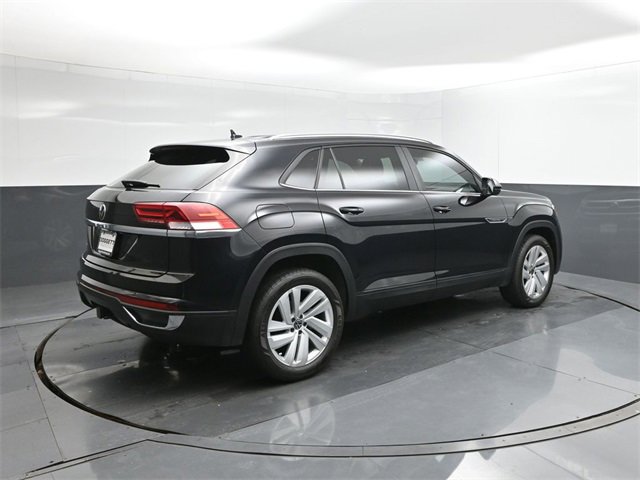 Used 2023 Volkswagen Atlas Cross Sport SE image 11