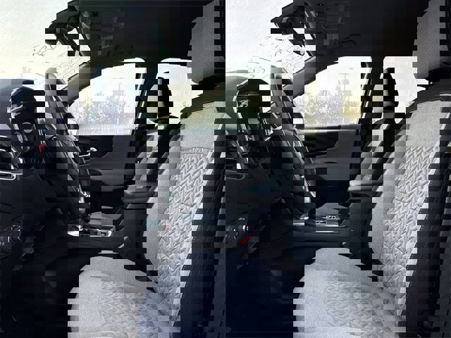 Used 2022 Chevrolet Equinox LS image 8