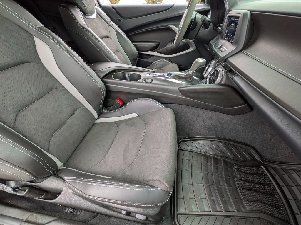 Used 2024 Chevrolet Camaro LT w/ RS Package image 29