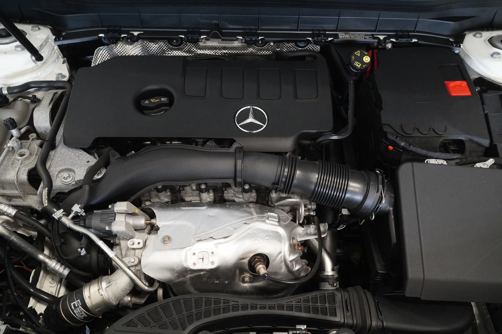 Used 2023 Mercedes-Benz GLB 250 4MATIC image 28