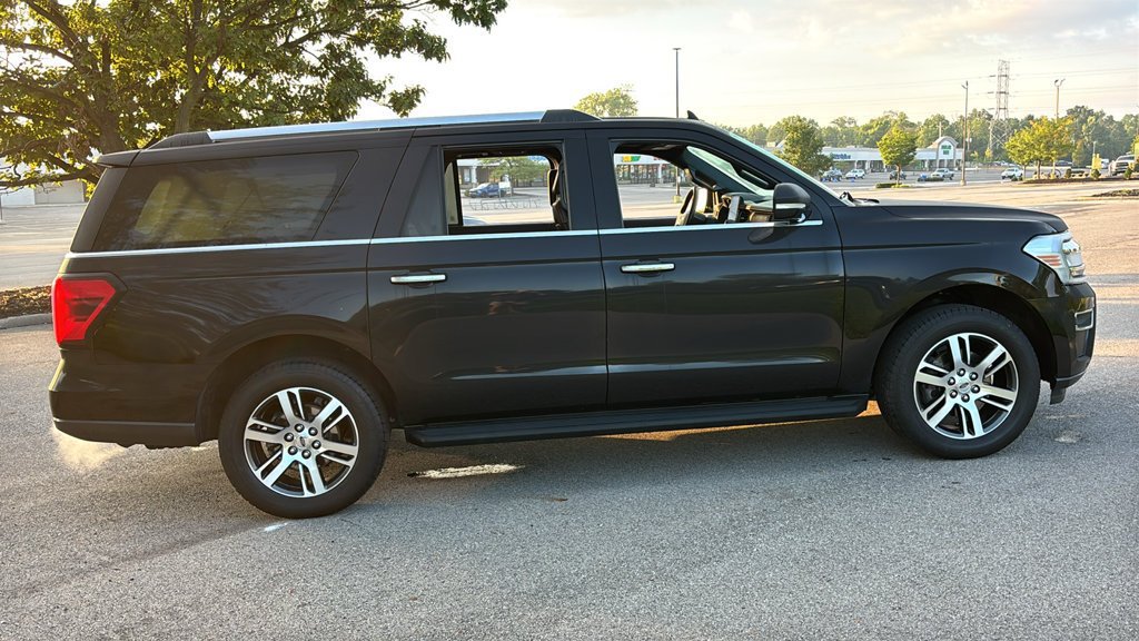 Used 2024 Ford Expedition Max Limited AWD/4WD image 27