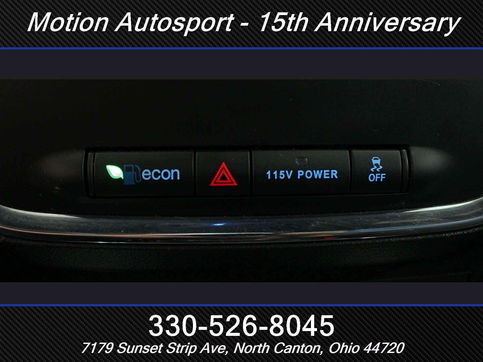 Used 2015 Chrysler Town & Country S w/ Driver Convenience Group FWD image 23