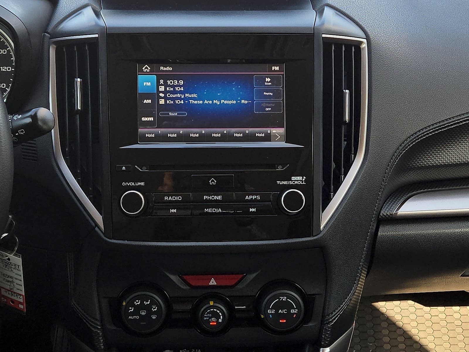 Used 2019 Subaru Forester Premium AWD/4WD image 12