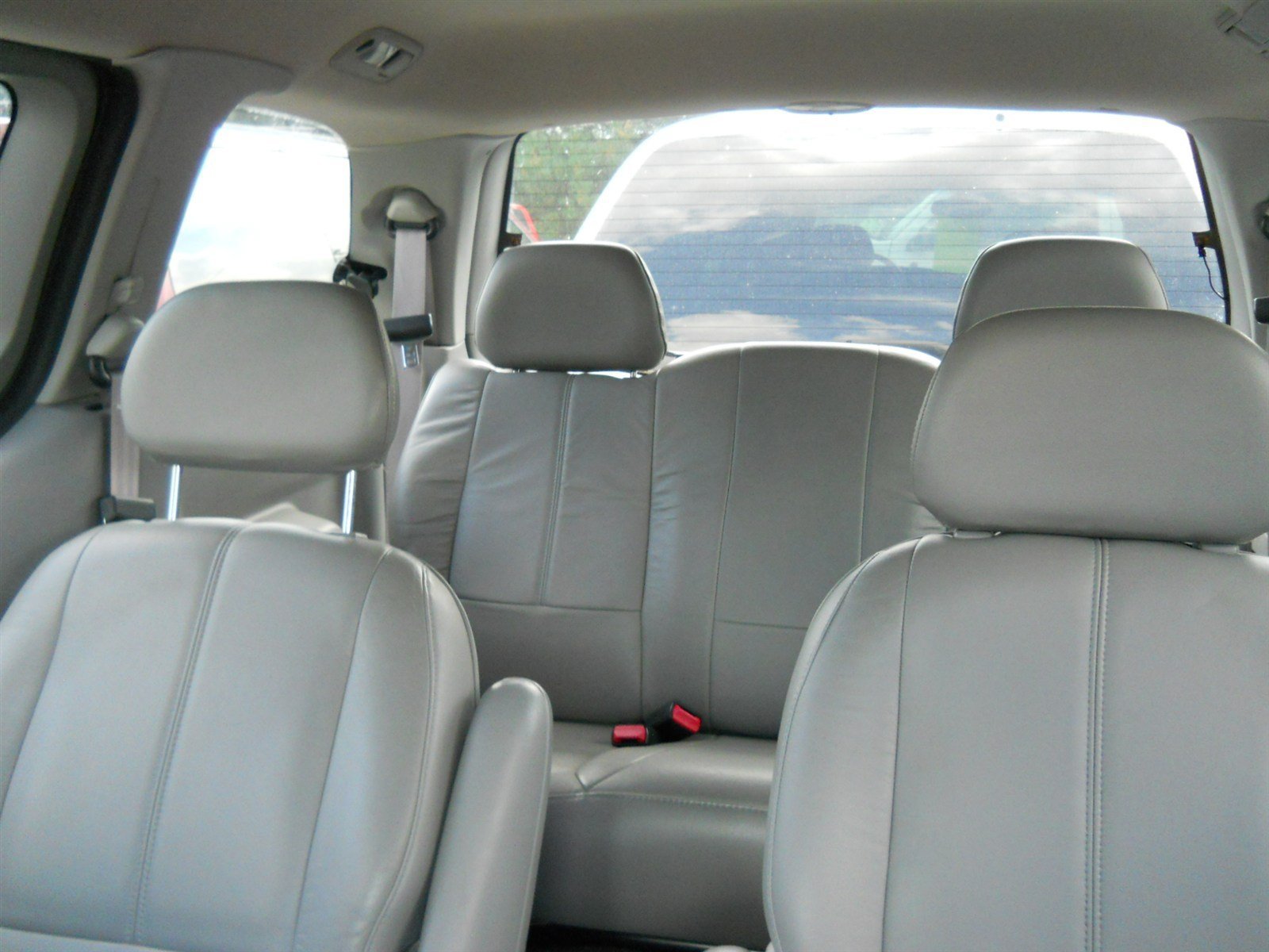 Used 1999 Ford Windstar SEL FWD image 8