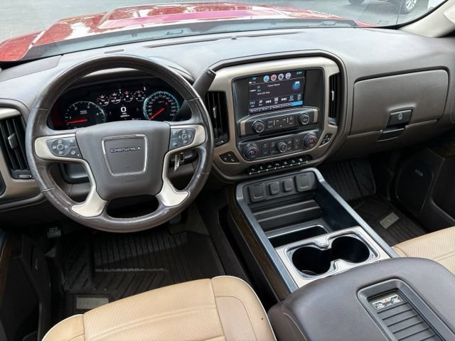 Used 2018 GMC Sierra 2500 Denali w/ Duramax Plus Package AWD/4WD image 20