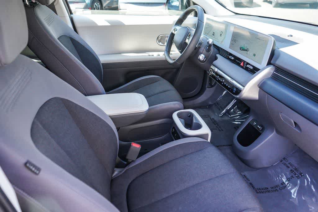 Used 2024 Hyundai Ioniq 5 SEL RWD image 16