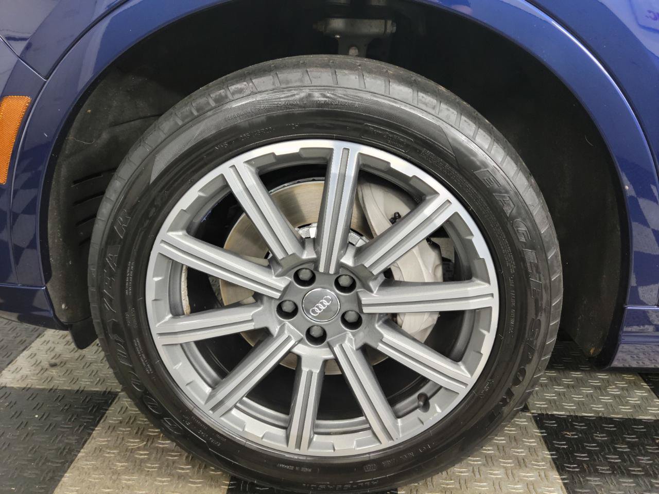 Used 2019 Audi Q7 3.0T Premium Plus w/ Premium Plus Package AWD/4WD image 31